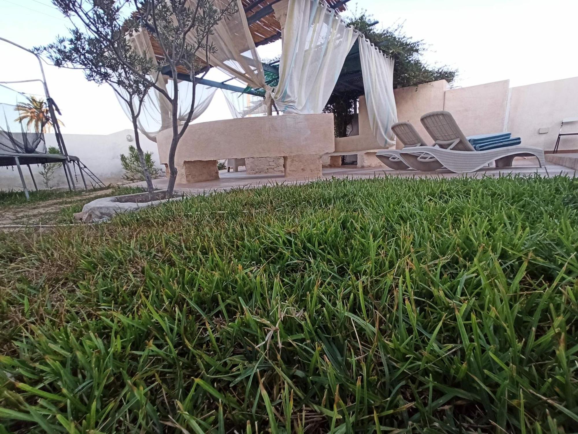 Vill La Reine Jerba Avec Piscine Vila El Guecheine Exterior foto